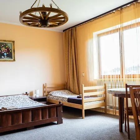 罗马别墅旅馆 * 利沃夫